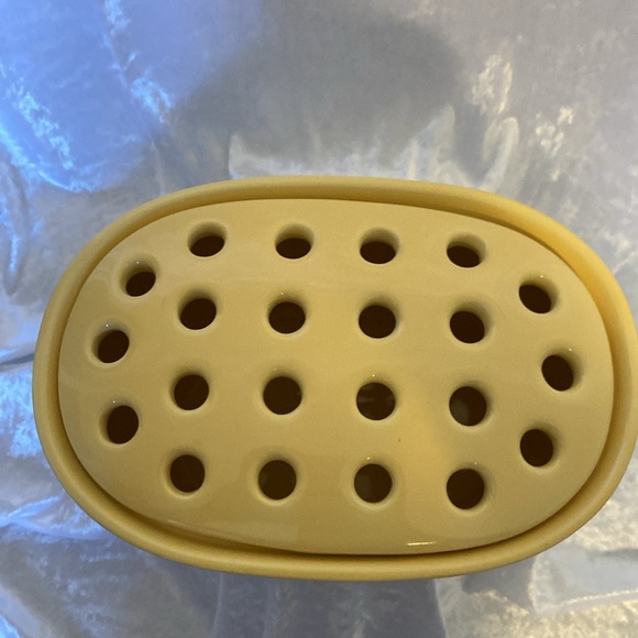 Southern Living at Home yellow ceramic oval flower frog. - Picture 4 of 6